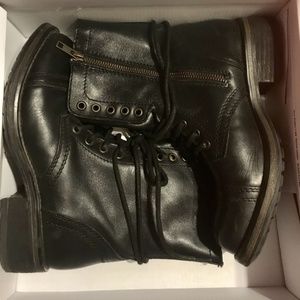 Steve Madden Troppa Boots